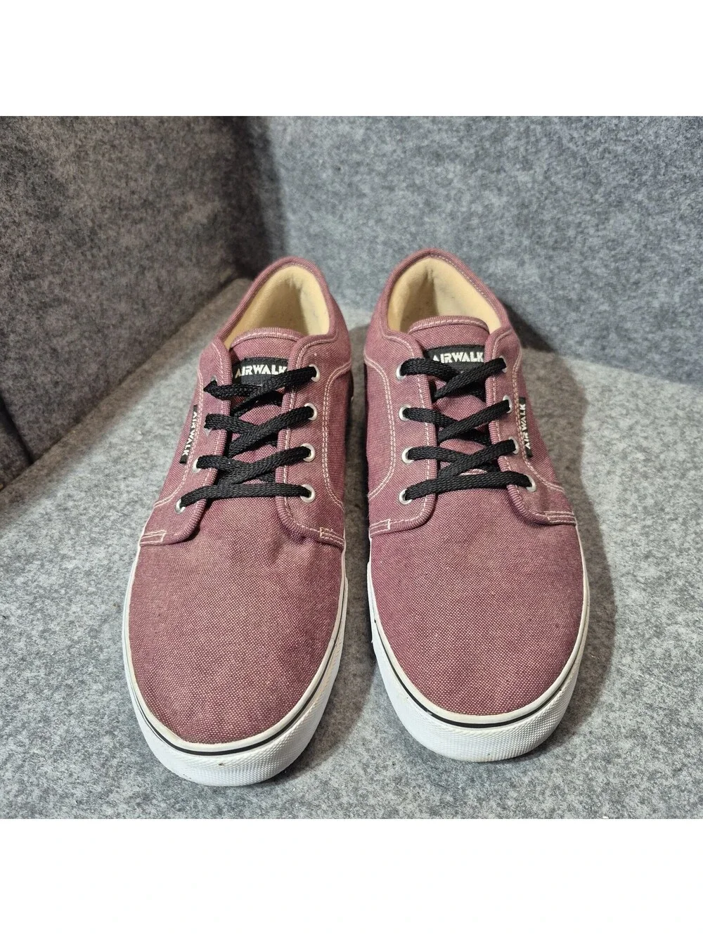 Airwalk Men's Lace-Up Sneakers Size 11 Maroon Canvas Casual